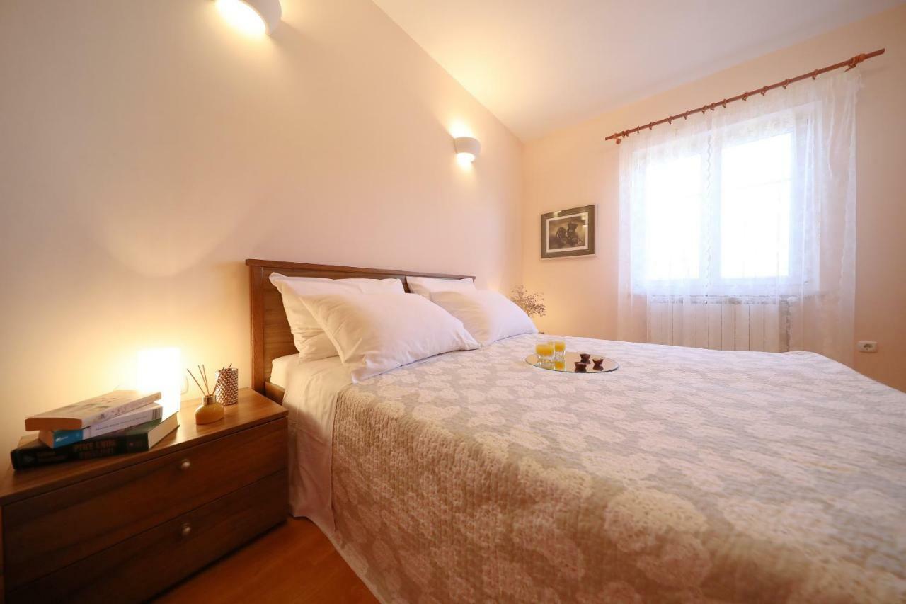 Apartments Villa Marnii Kozino Exterior photo